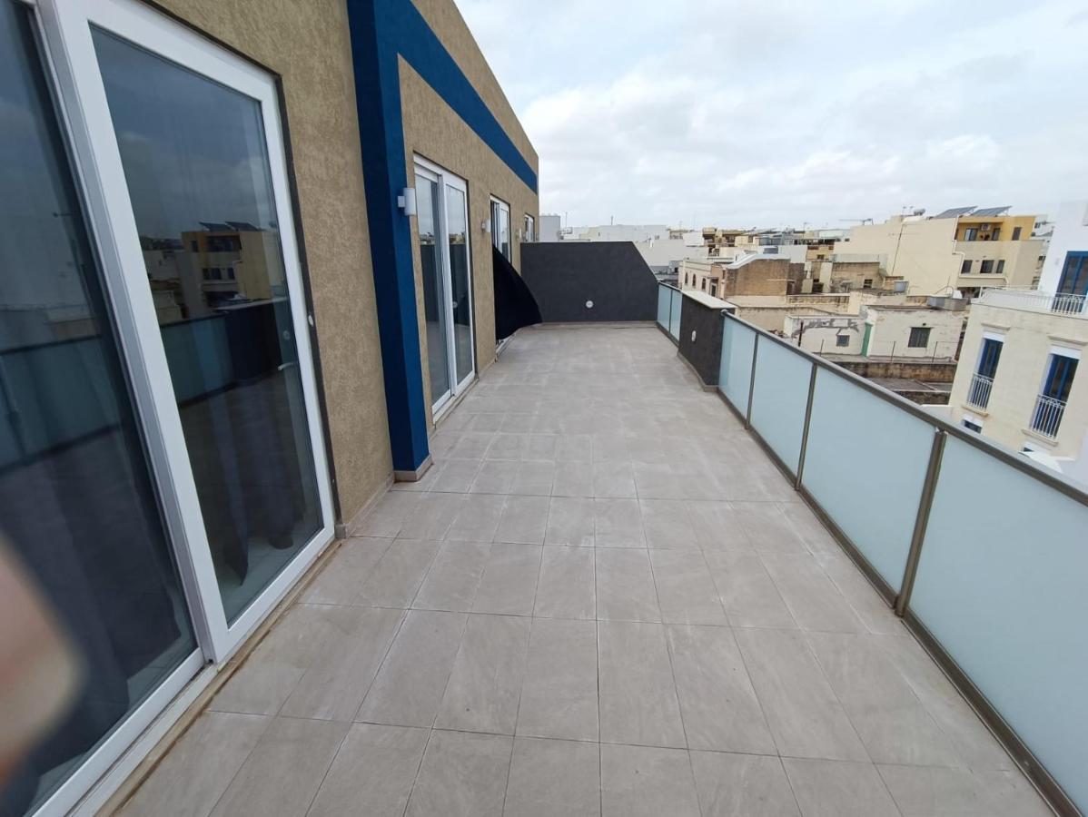Blu-M Central Qormi Exterior photo